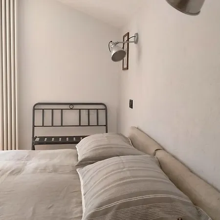 Lo Nou Bed & Breakfast *